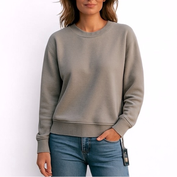 ARX LAB Tops - NWT! ARX LAB Gray Sweatshirt – Size 1X